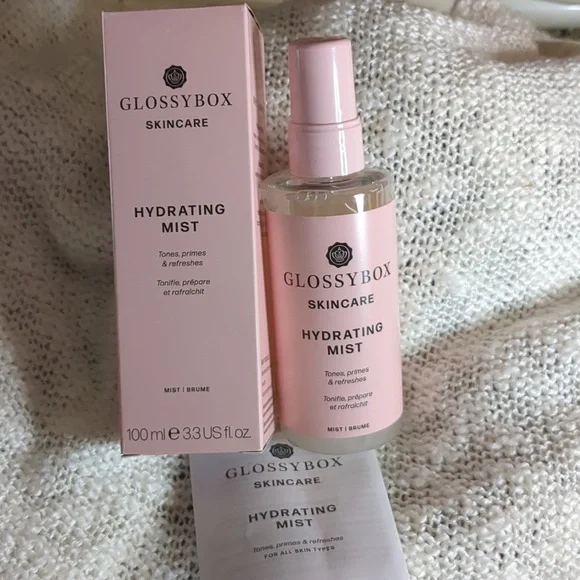 GlossyBox Barbie Cleanser&Box/Hydrating Mist&Vintage Cosmetic Satin Pillowcase - Picture 9 of 16